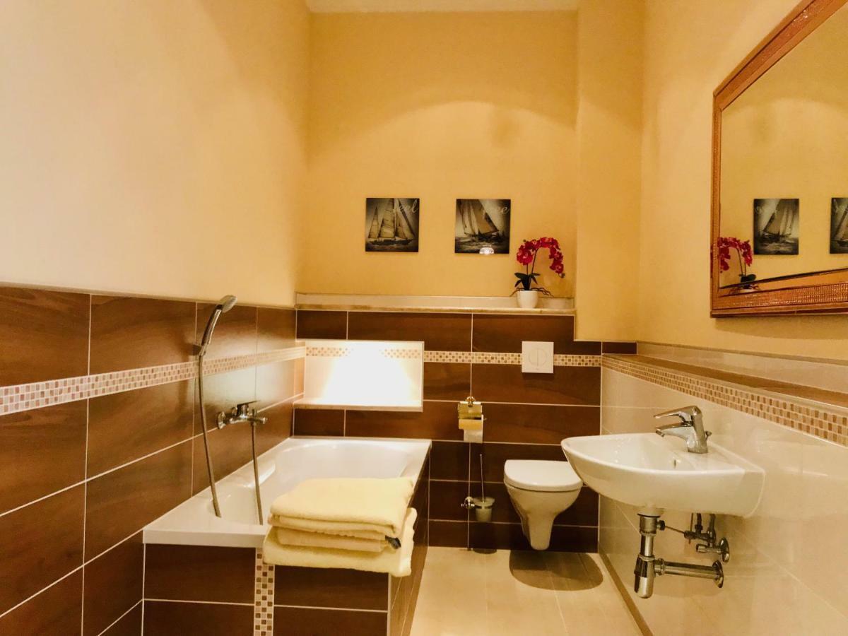 Mediterrane Luxusferienwohnung 5, Berlin- Koepenick, Am Mueggelsee エクステリア 写真